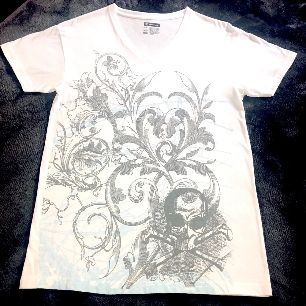 Y2K INC mens Graphic printed V-neck short sleeve tee